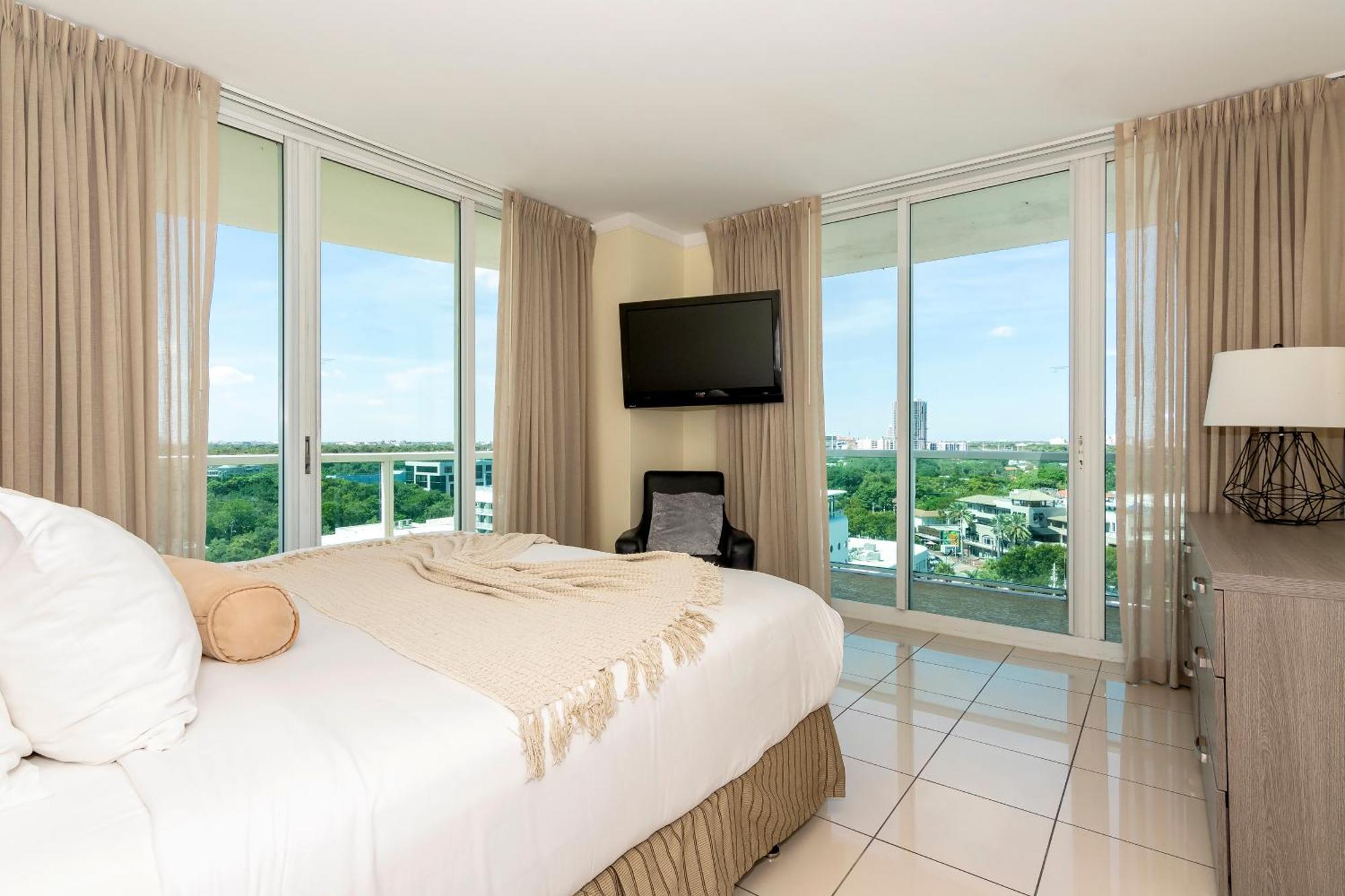 Private Residences At Hotel Arya By Sofla Vacations Miami Exterior photo