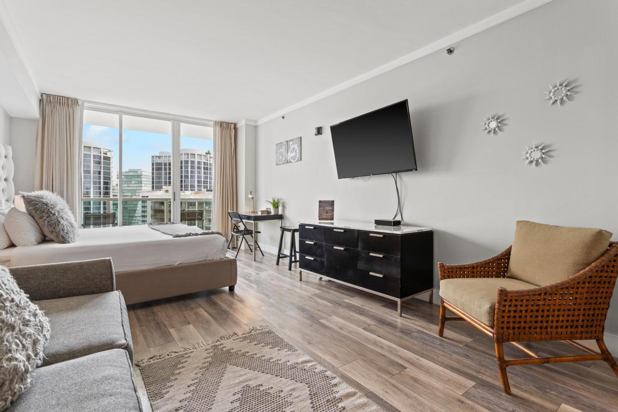 Private Residences At Hotel Arya By Sofla Vacations Miami Exterior photo