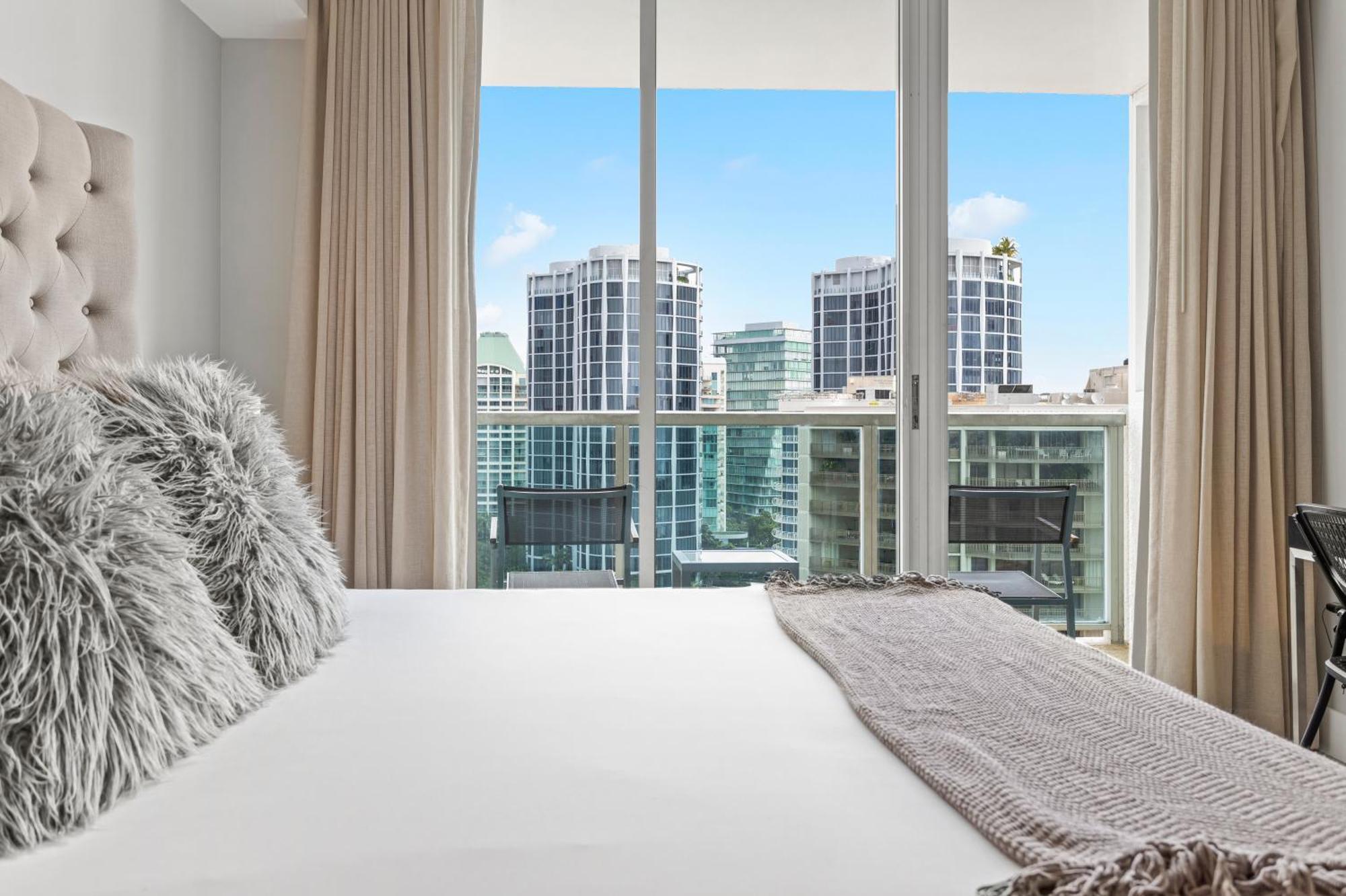 Private Residences At Hotel Arya By Sofla Vacations Miami Exterior photo