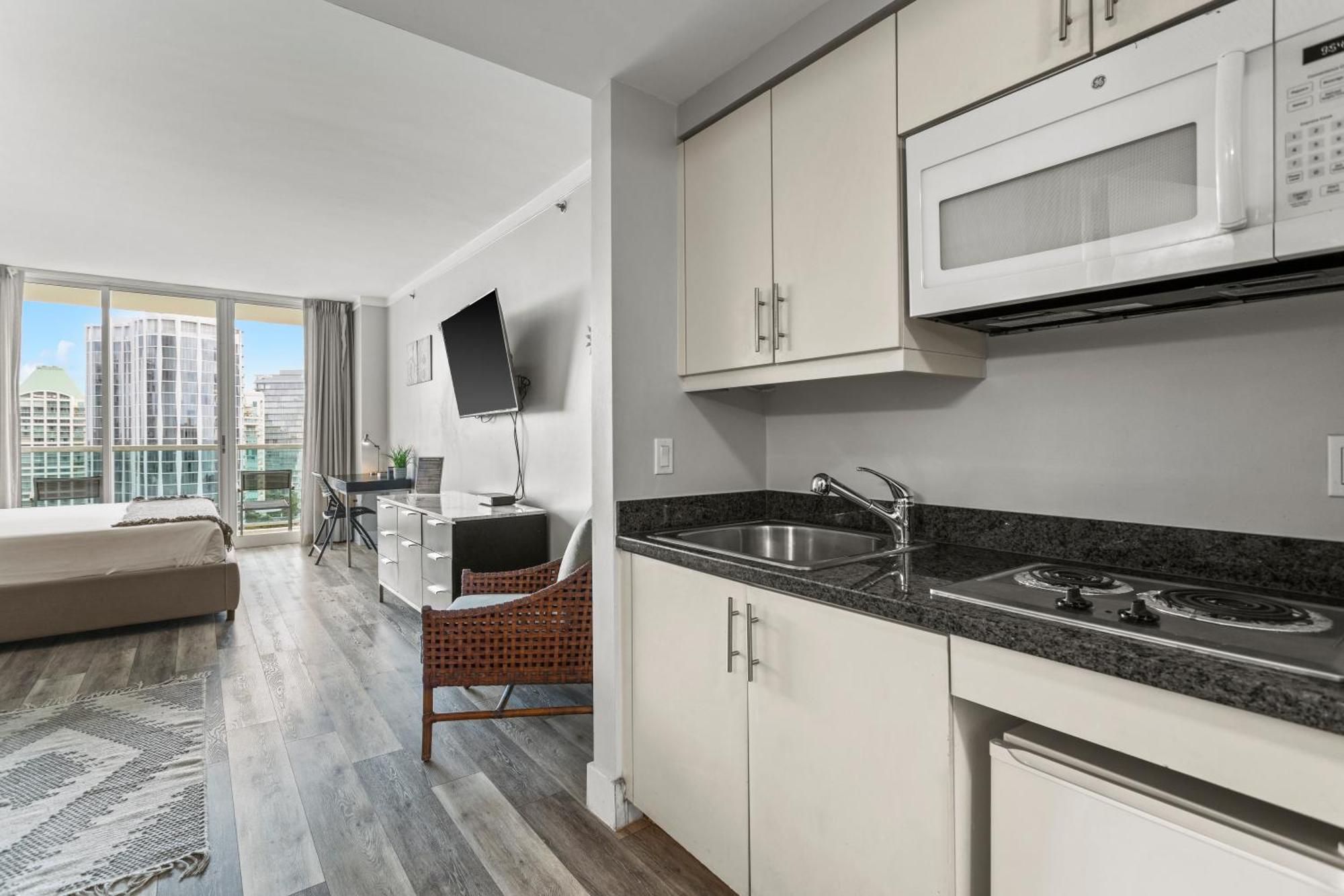 Private Residences At Hotel Arya By Sofla Vacations Miami Exterior photo